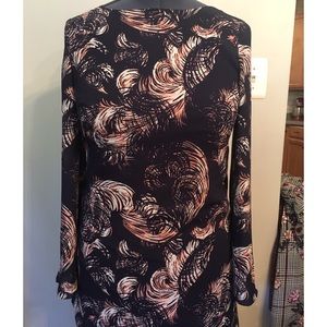 Chelsea28 Long-sleeved Dress